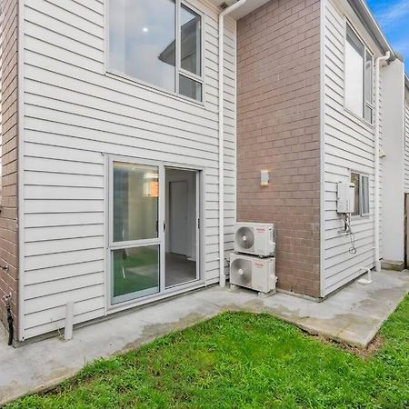 Airport & City At Your Doorstep! The Central Charm Auckland Exterior photo